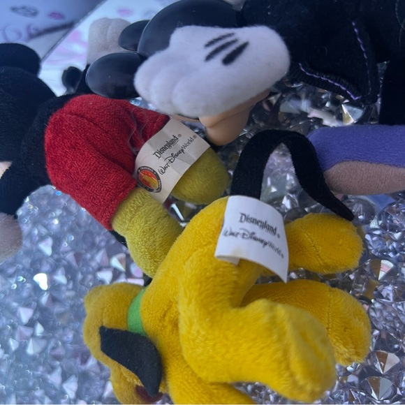 3 mini plush Disney park’s merchandise Mickey Mouse goofy and rockstar Mickey - Picture 6 of 6